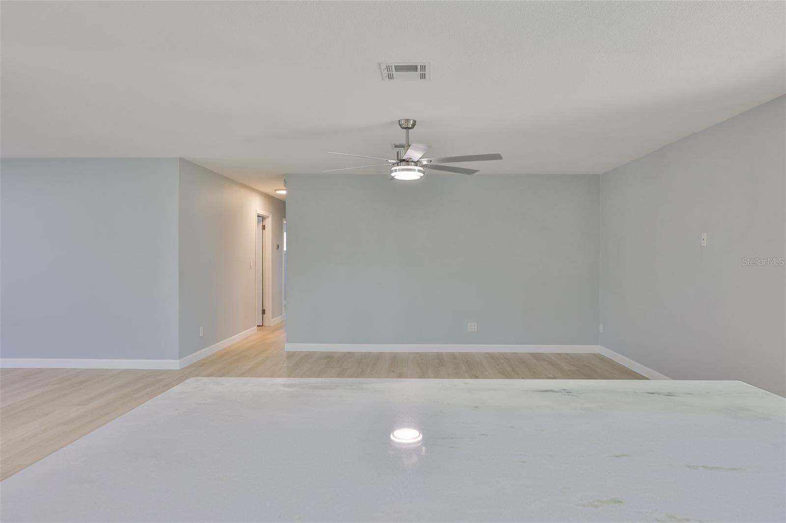 APOLLO BEACH UNIT 08 A RESUBDI - Residential