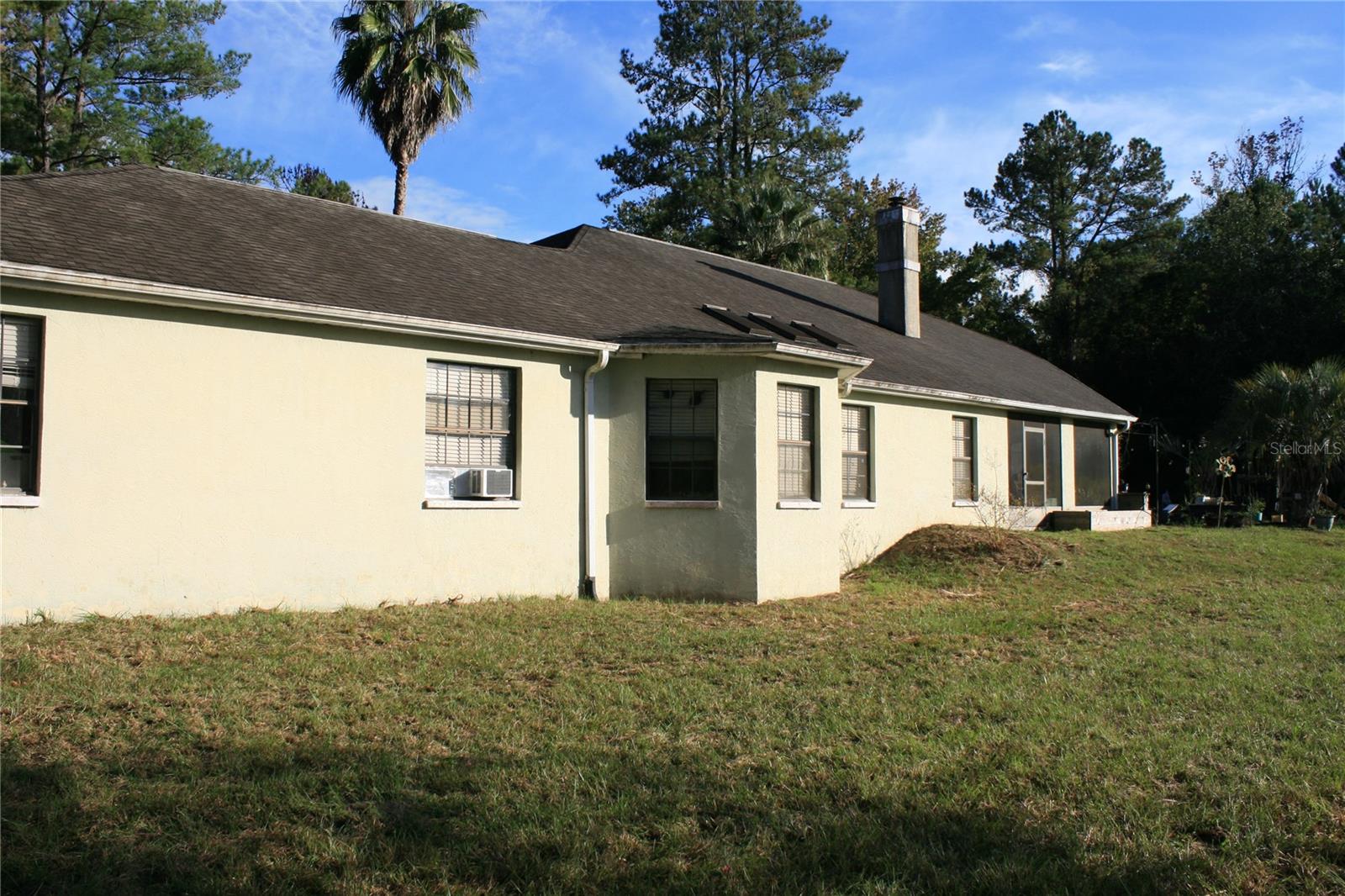 1228 SE US HIGHWAY 301