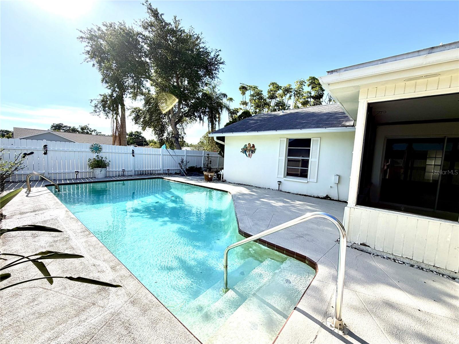 BENT TREE ESTATES EAST - Residential
