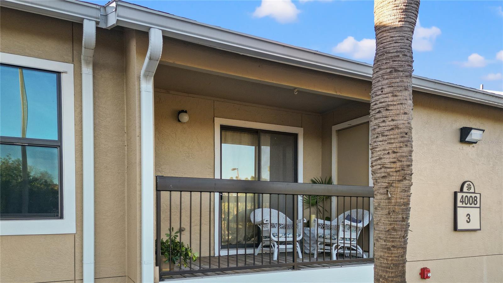 VINTAGE GRAND - Residential Lease