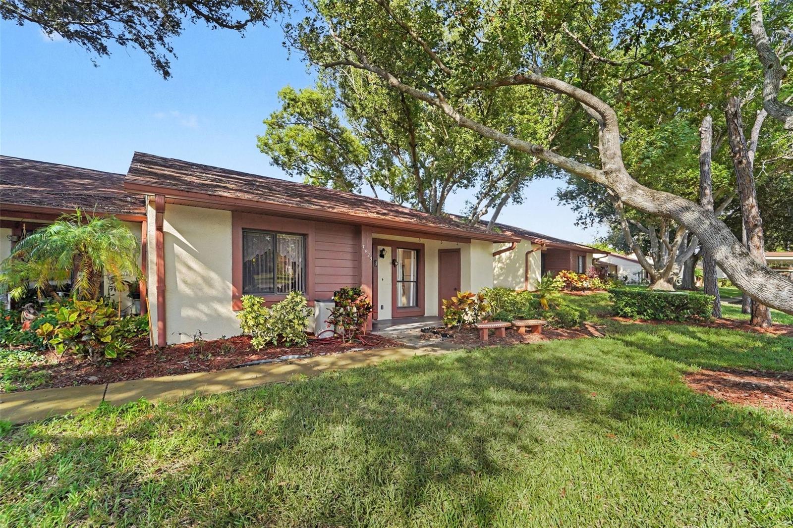 7425 GREYSTONE DRIVE