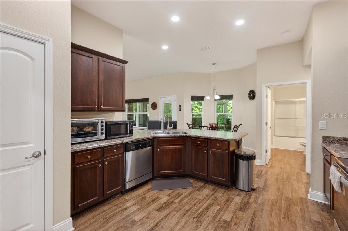 PALM COAST SECTION 65 BLOCK 00009 LOT 0017 SUBDIVI - Residential