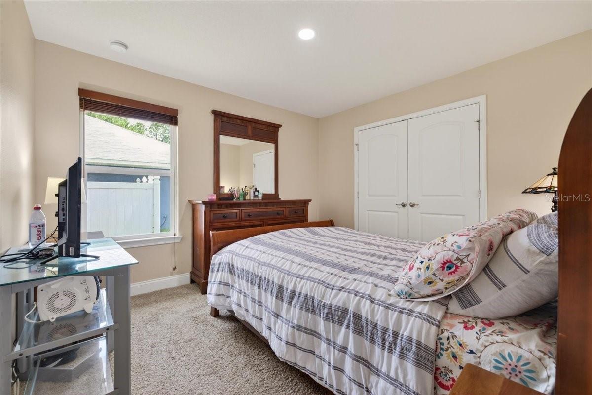PALM COAST SECTION 65 BLOCK 00009 LOT 0017 SUBDIVI - Residential