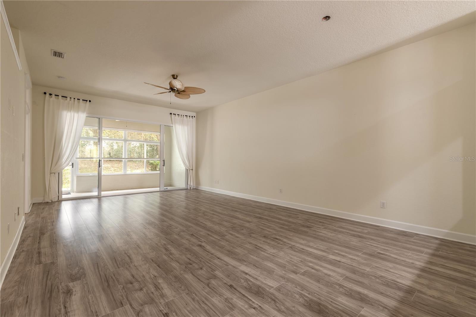 HALIFAX PLANTATION UNIT 02 SEC J - Residential