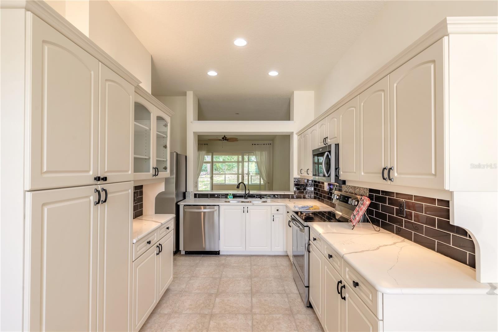 HALIFAX PLANTATION UNIT 02 SEC J - Residential