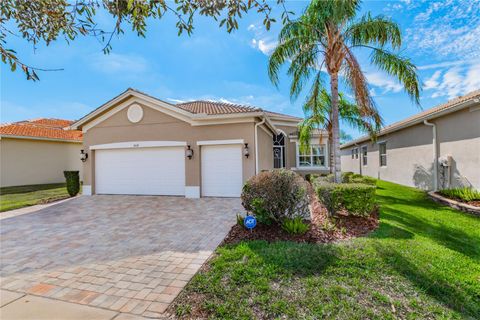 A home in WIMAUMA