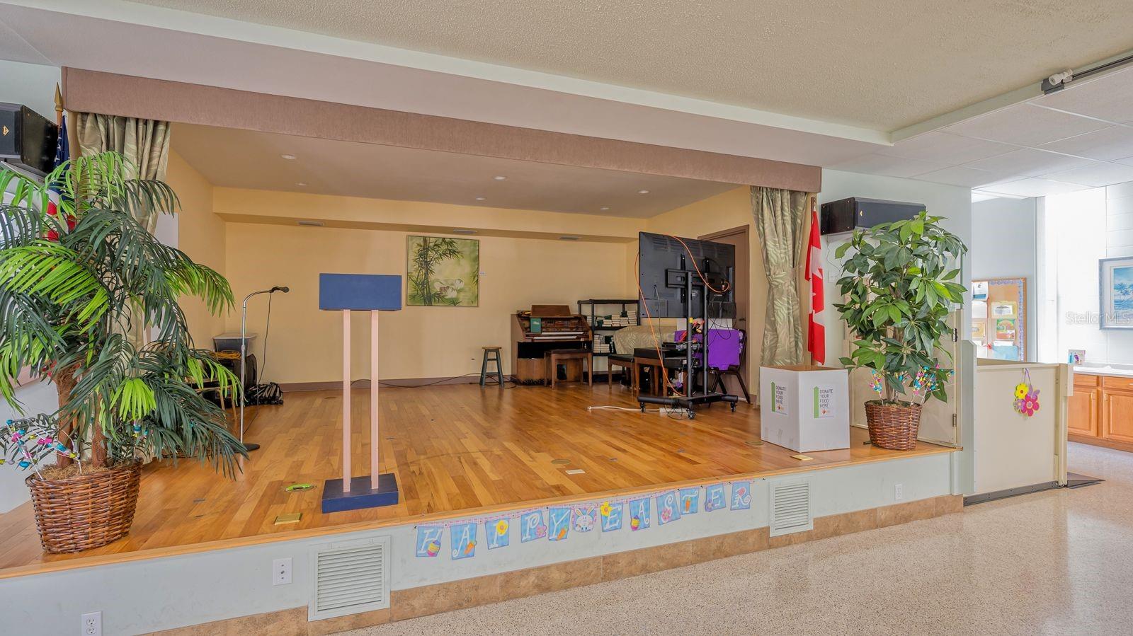 SOUTH WINDS MHP CO-OP - Residential