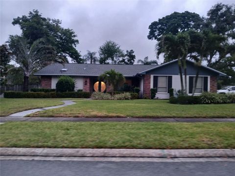 Photo of 1469 Treetop Dr, Palm Harbor, FL 34683 (MLS # TB8504484)
