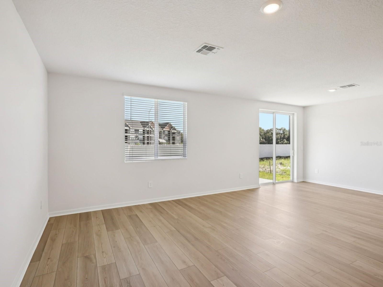 10425 ABUNDANCE GROVE WAY, PARRISH, FL, 34219 1 10425 ABUNDANCE GROVE WAY