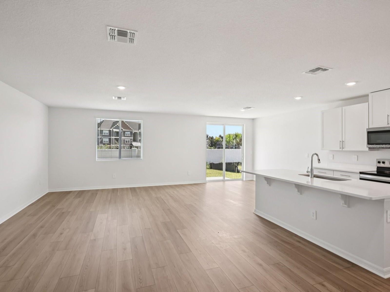 10425 ABUNDANCE GROVE WAY, PARRISH, FL, 34219 4 10425 ABUNDANCE GROVE WAY