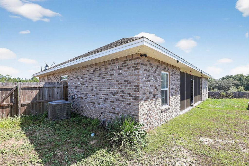 Photo of 4075 Happy Trails Road, Crestview, FL 32539 (MLS # O6350898)