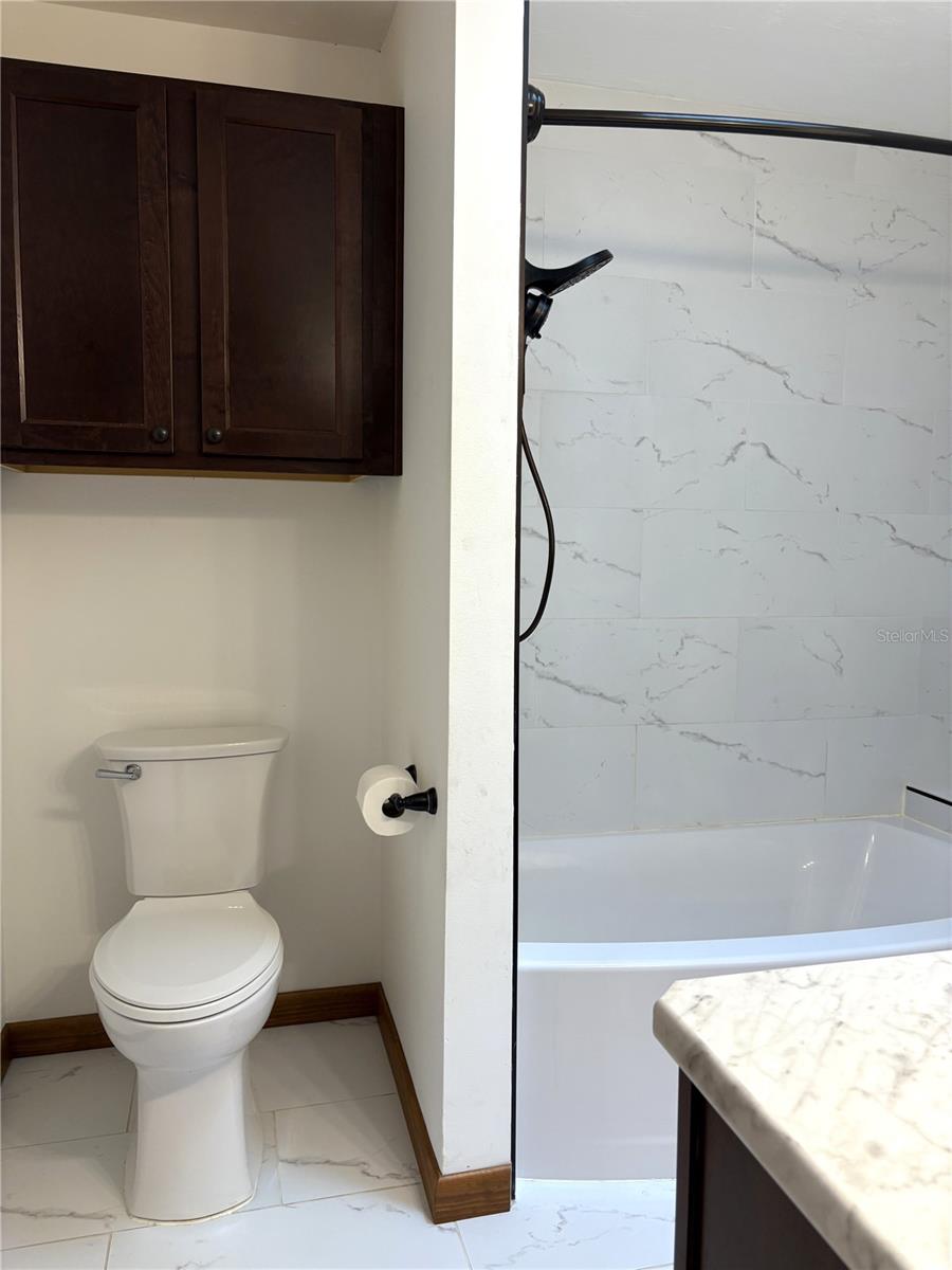 RAINBOW LAKES ESTATE - Residential