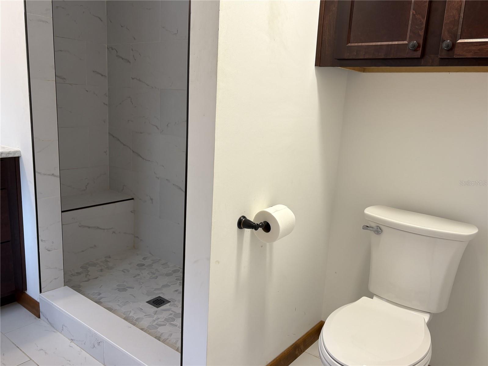 RAINBOW LAKES ESTATE - Residential