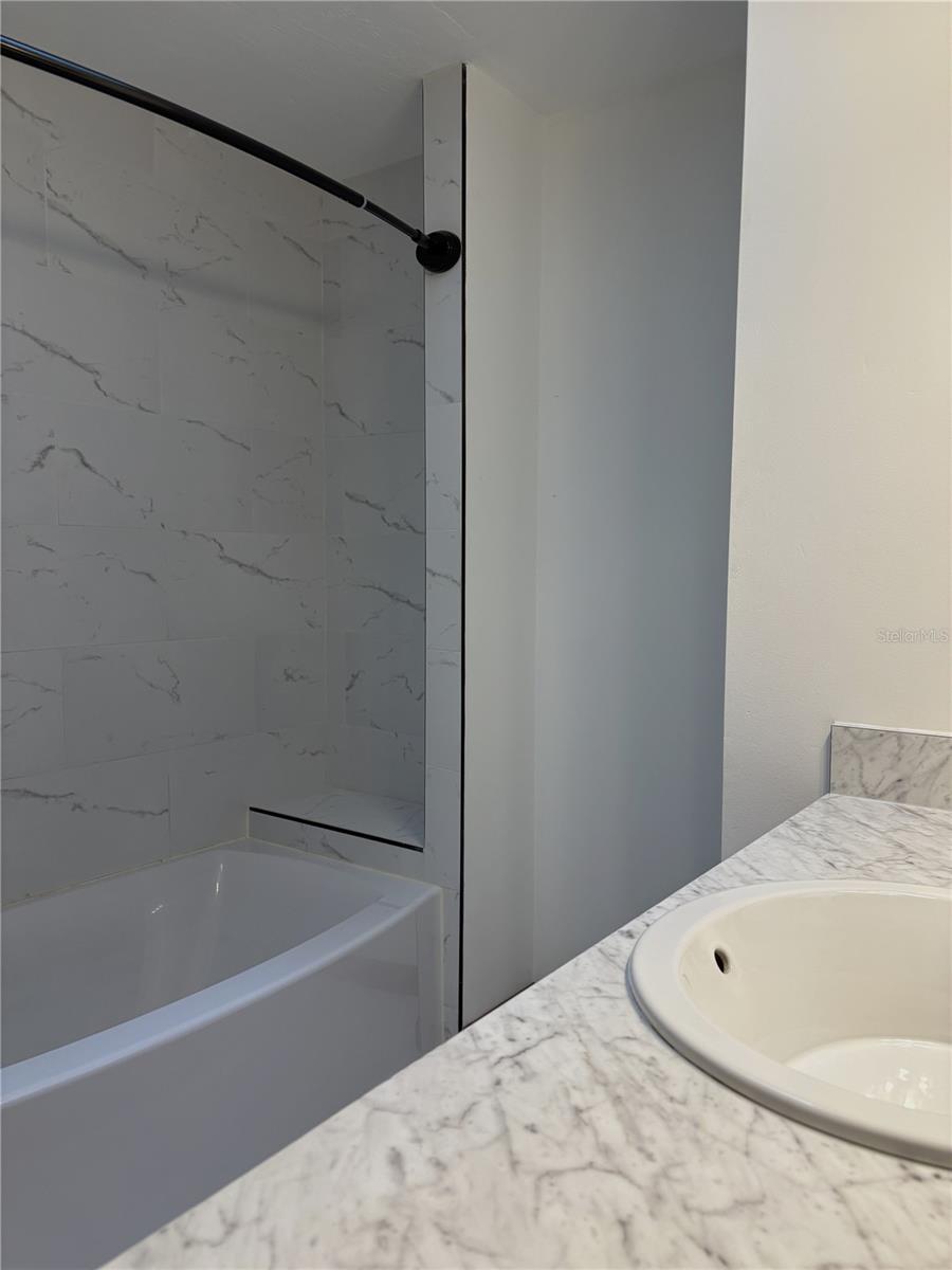 RAINBOW LAKES ESTATE - Residential