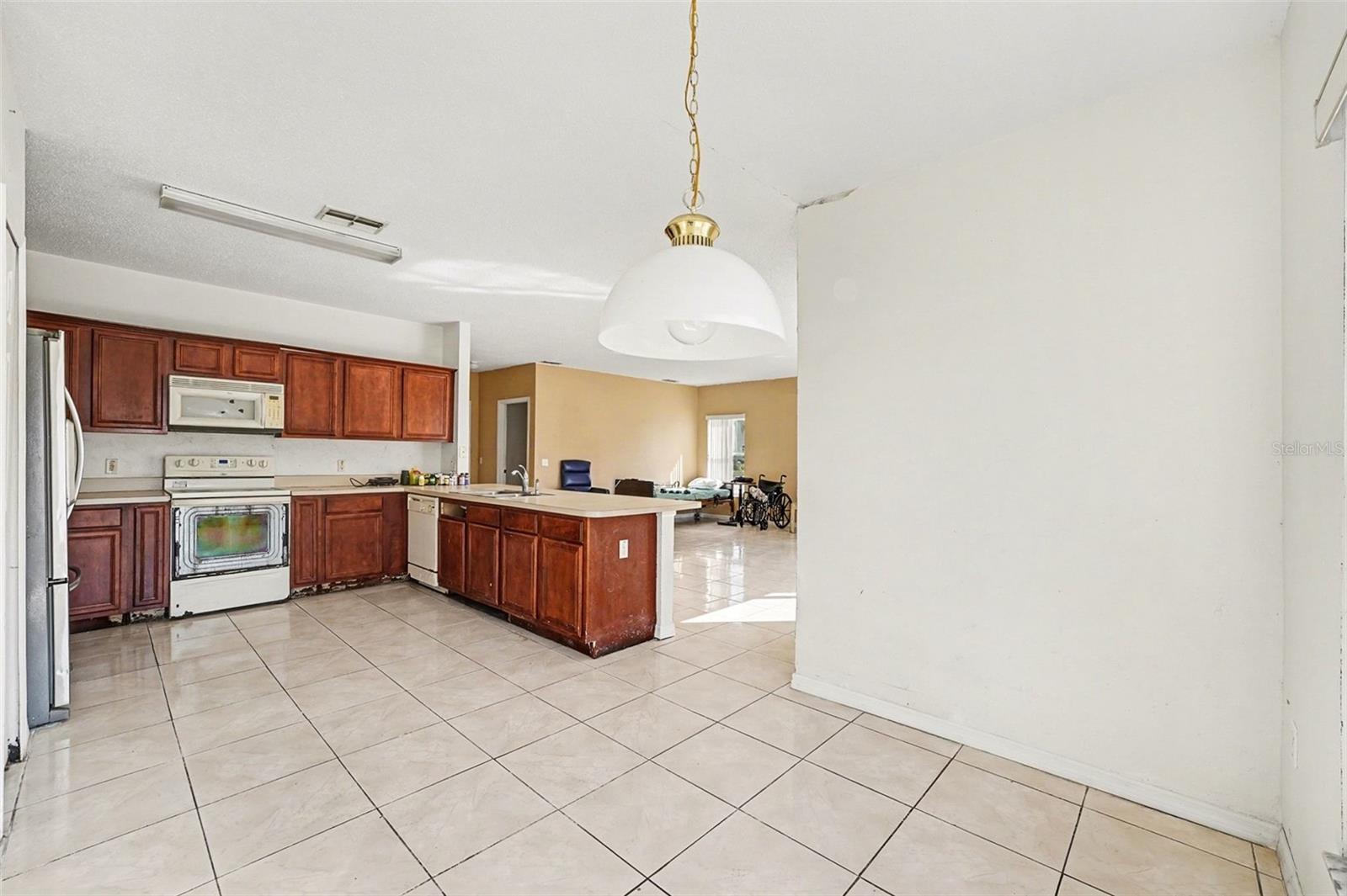 POINCIANA NBRHD 06 VILLAGE - Residential