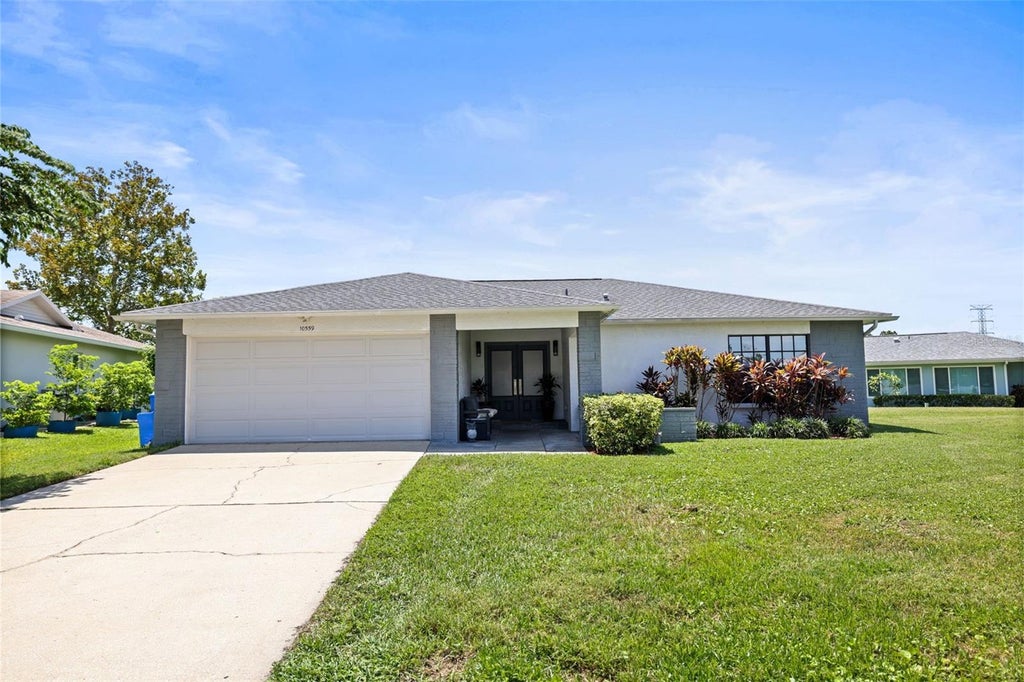 Photo of 10559 41st Court N, Clearwater, FL 33762 (MLS # TB8532120)