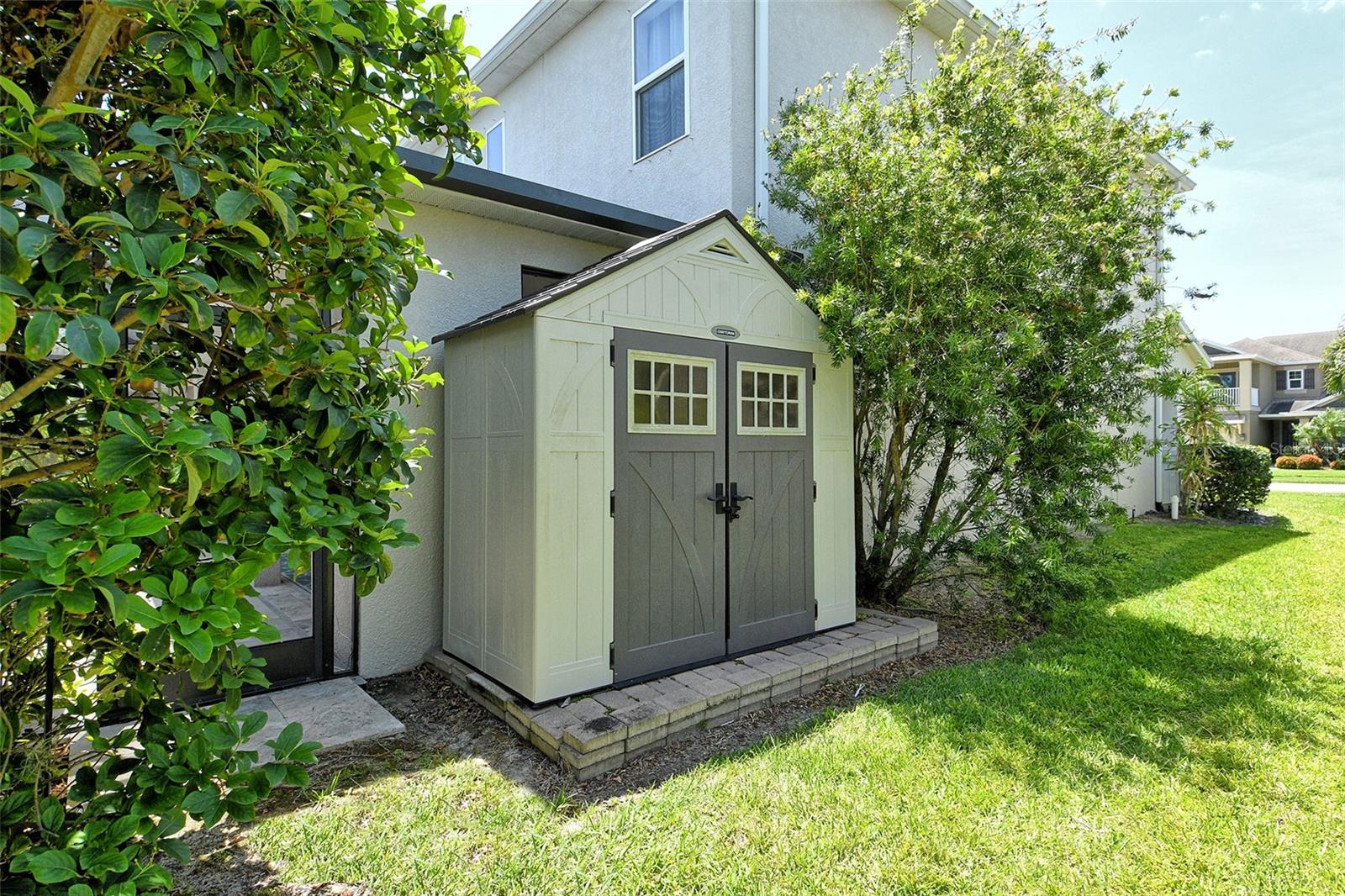 ARBOR LAKES ON PALMER RANCH - Residential Lease