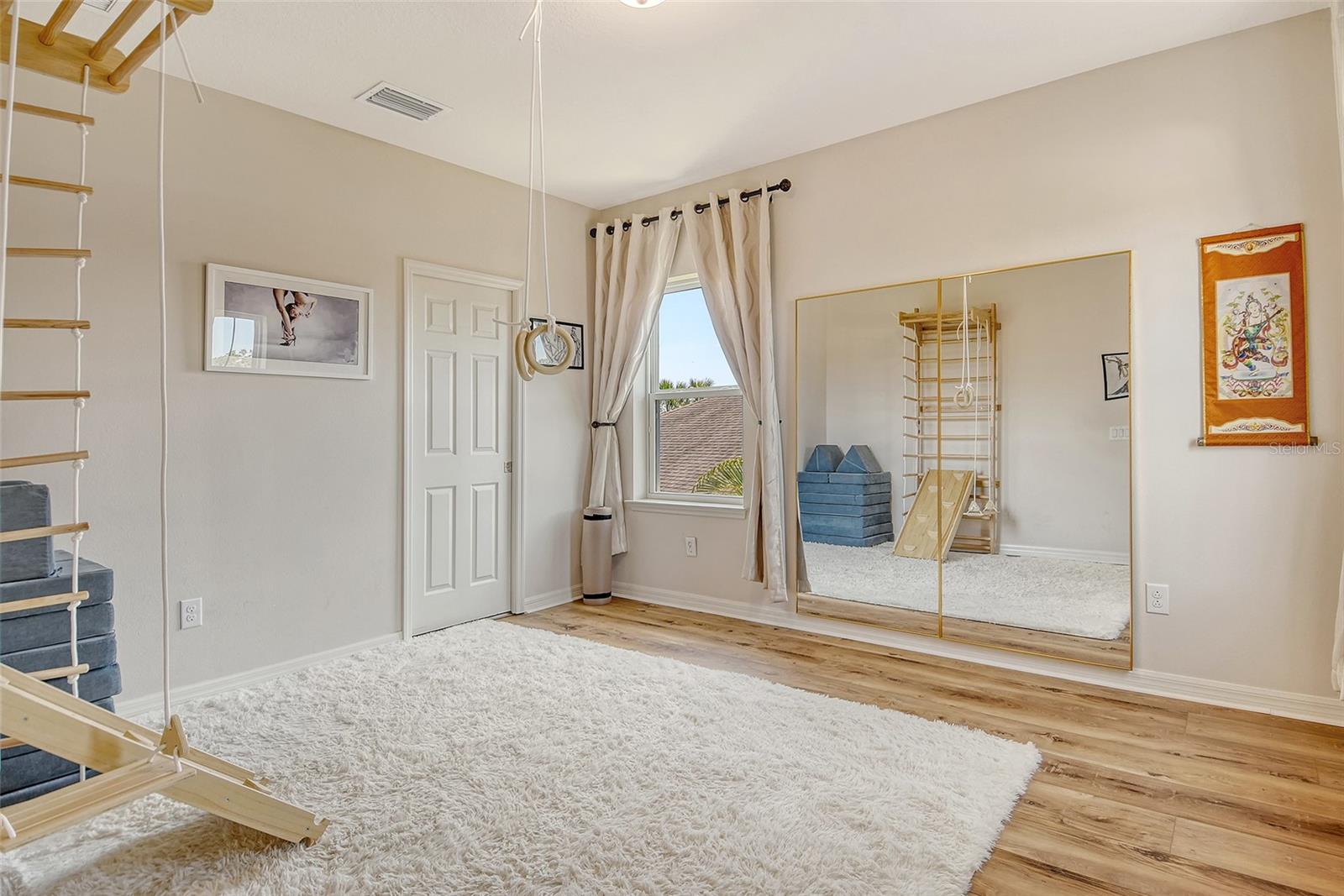 ARBOR LAKES ON PALMER RANCH - Residential Lease