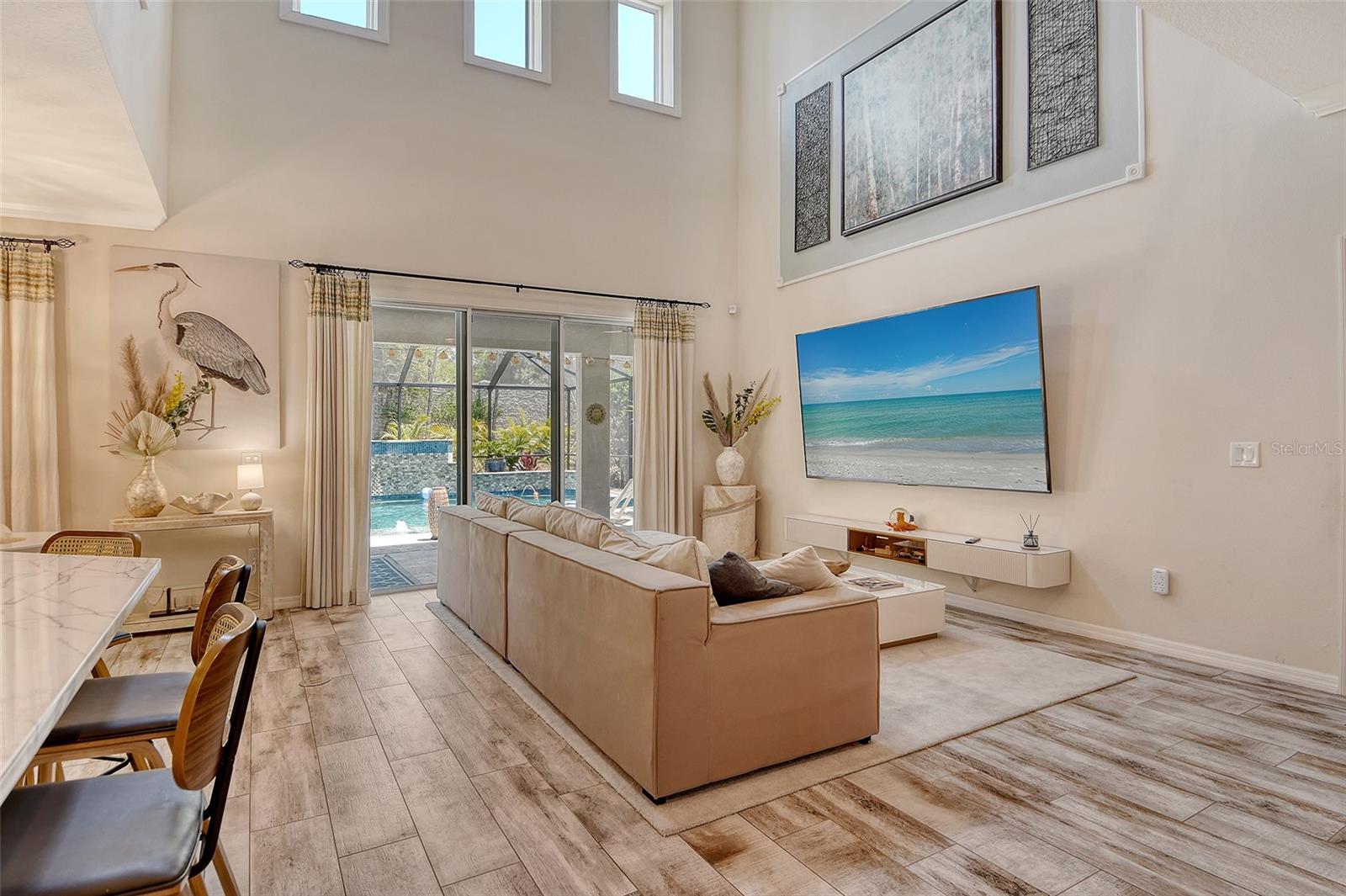 ARBOR LAKES ON PALMER RANCH - Residential Lease