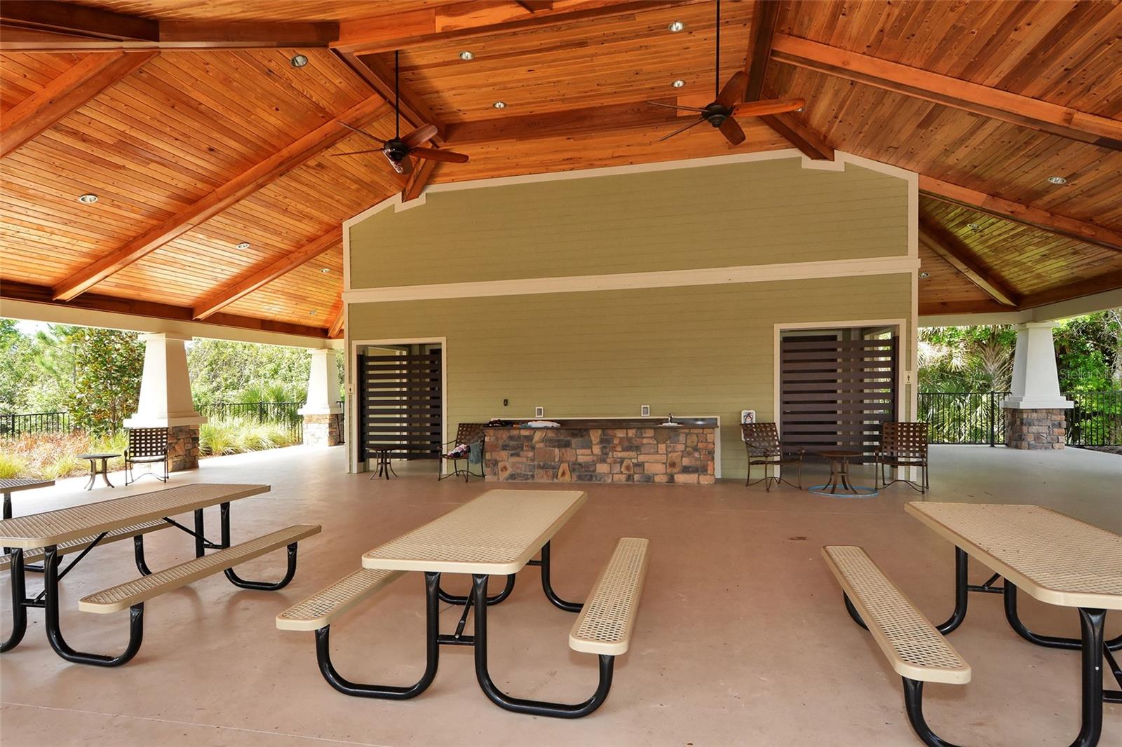 ARBOR LAKES ON PALMER RANCH - Residential Lease