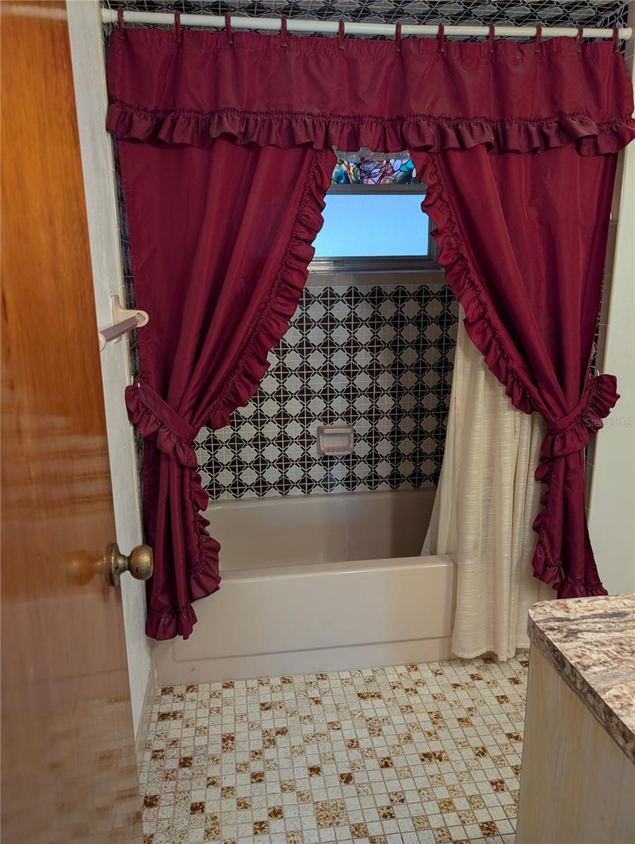 REGENCY PARK - Residential