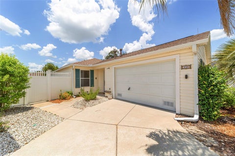 Tiny photo for 440 Valverda Drive, The Villages, FL 32162 (MLS # G5113923)