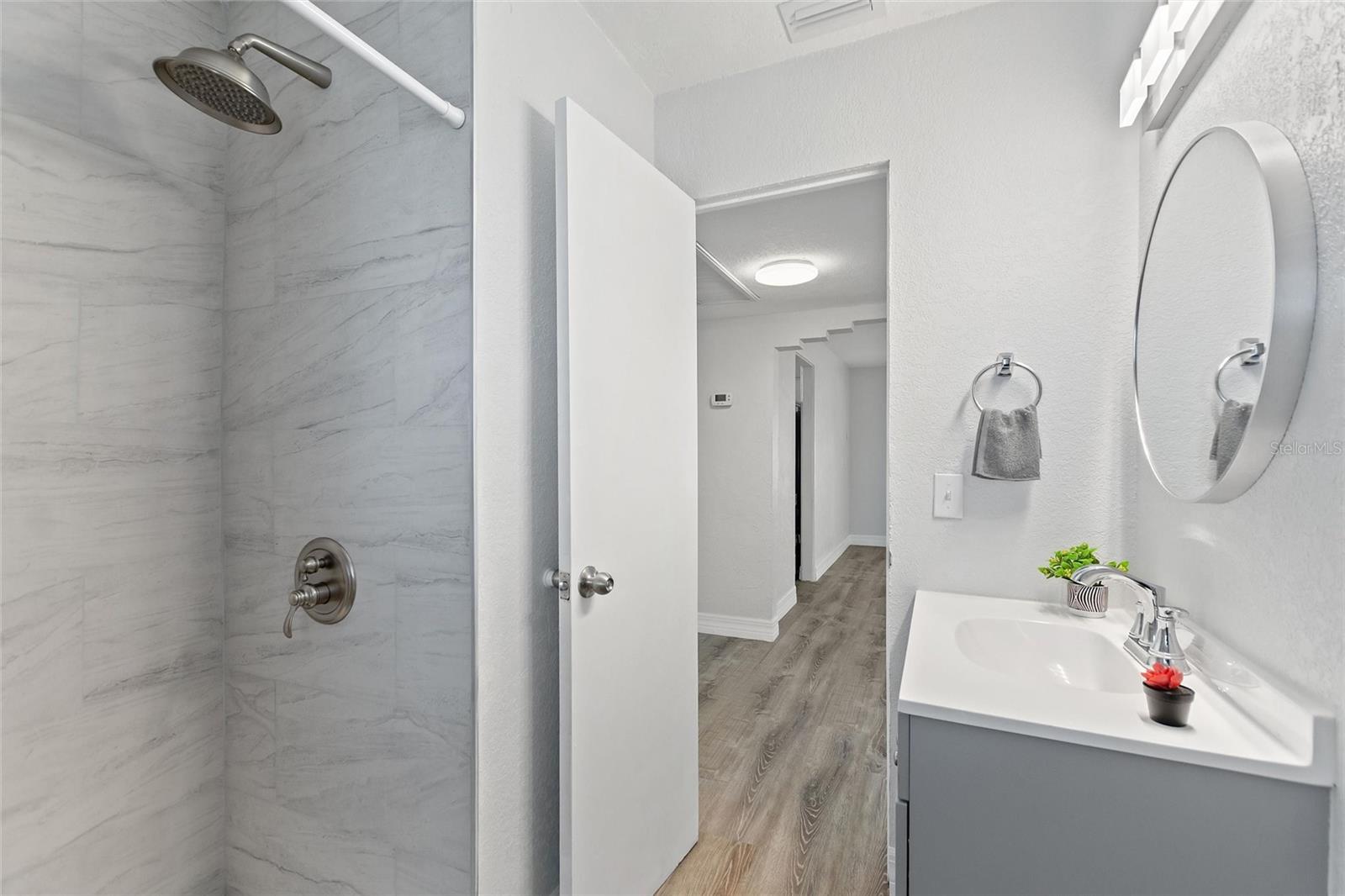 HOFFMANS & LAKE VIEW ADD REP - Residential