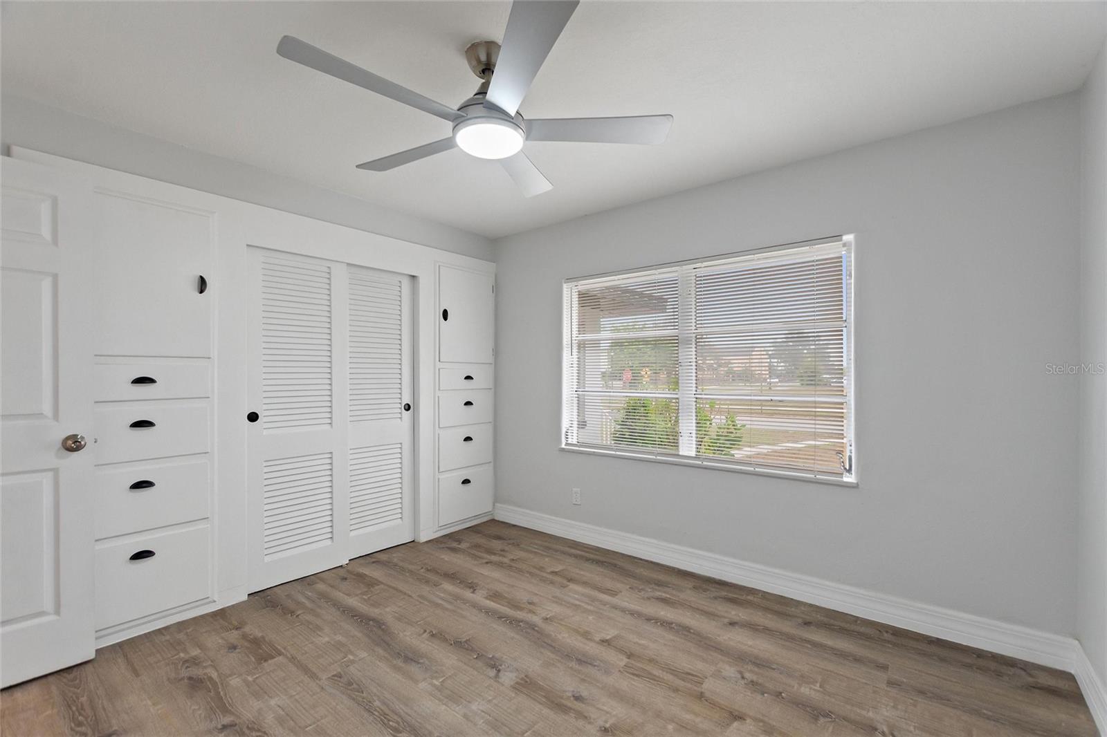 HOFFMANS & LAKE VIEW ADD REP - Residential