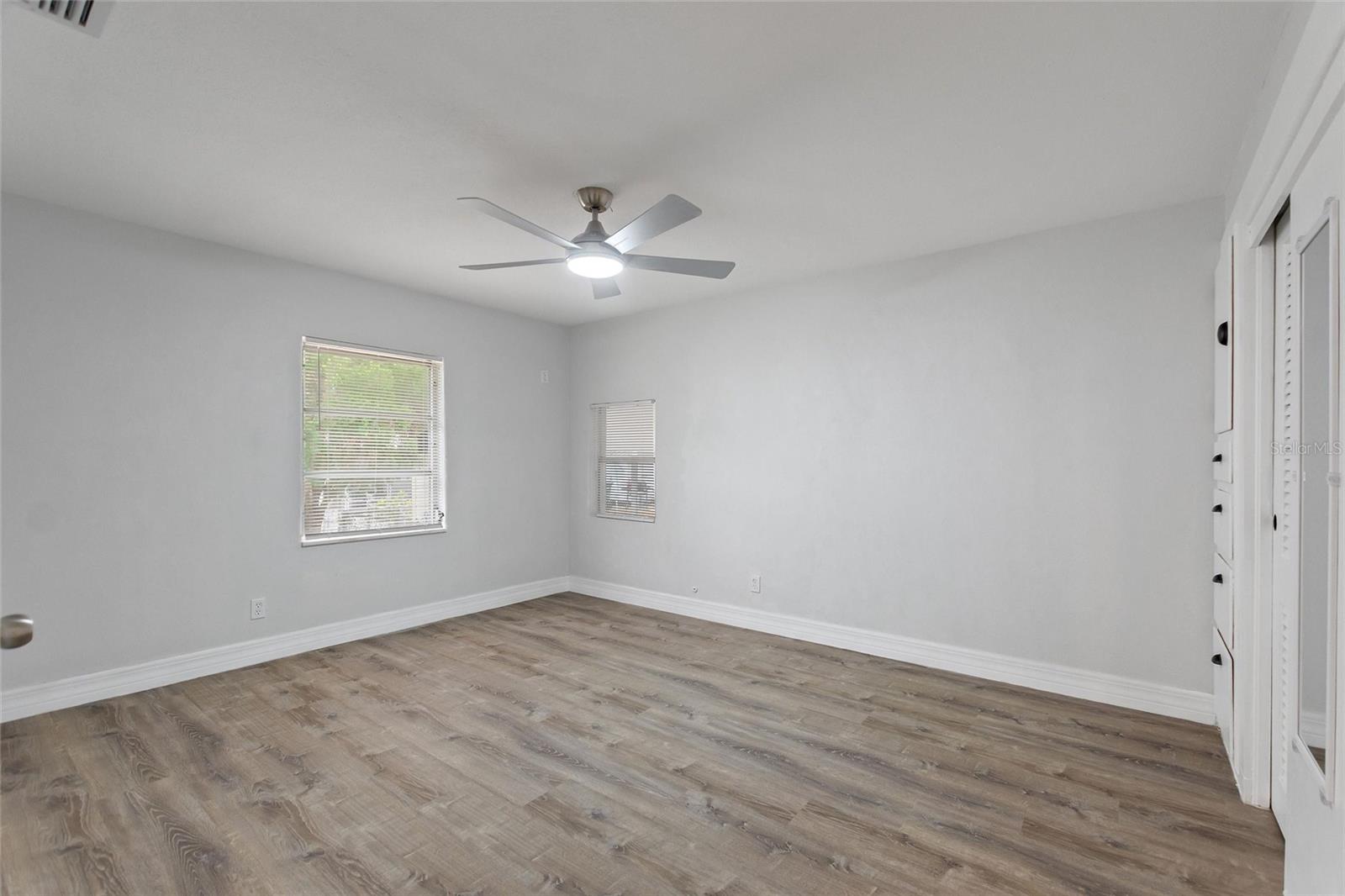 HOFFMANS & LAKE VIEW ADD REP - Residential