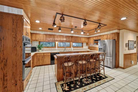 Tiny photo for 2411 SE 15th Street, Ocala, FL 34471 (MLS # OM727992)
