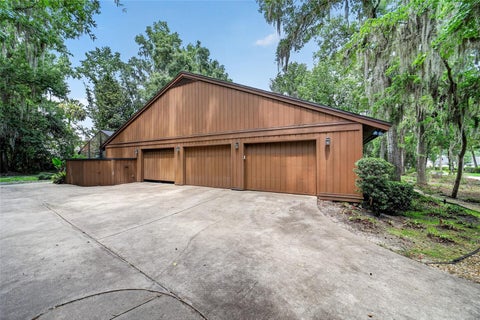 Tiny photo for 2411 SE 15th Street, Ocala, FL 34471 (MLS # OM727992)