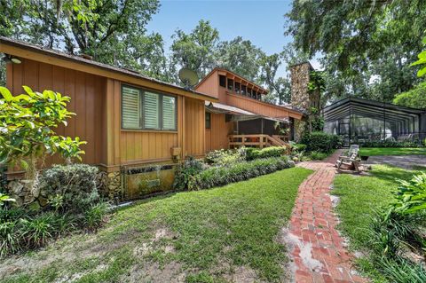 Tiny photo for 2411 SE 15th Street, Ocala, FL 34471 (MLS # OM727992)