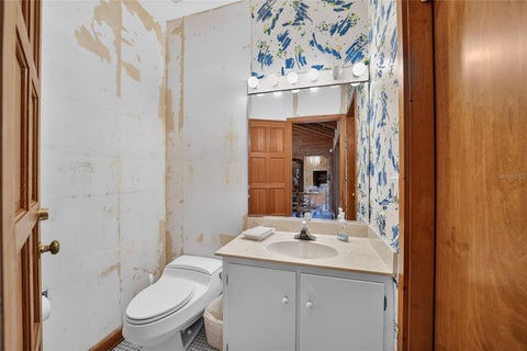 Tiny photo for 2411 SE 15th Street, Ocala, FL 34471 (MLS # OM727992)