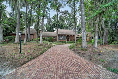 Tiny photo for 2411 SE 15th Street, Ocala, FL 34471 (MLS # OM727992)