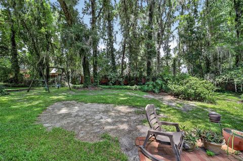 Tiny photo for 2411 SE 15th Street, Ocala, FL 34471 (MLS # OM727992)
