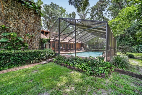 Tiny photo for 2411 SE 15th Street, Ocala, FL 34471 (MLS # OM727992)