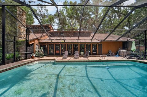 Tiny photo for 2411 SE 15th Street, Ocala, FL 34471 (MLS # OM727992)