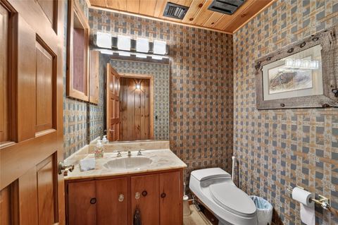 Tiny photo for 2411 SE 15th Street, Ocala, FL 34471 (MLS # OM727992)