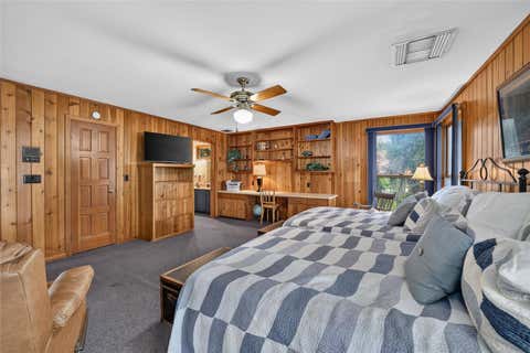 Tiny photo for 2411 SE 15th Street, Ocala, FL 34471 (MLS # OM727992)