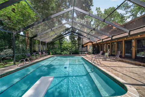 Tiny photo for 2411 SE 15th Street, Ocala, FL 34471 (MLS # OM727992)