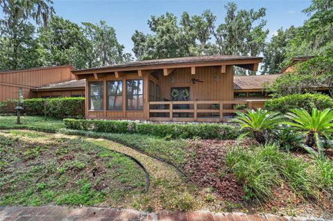 Tiny photo for 2411 SE 15th Street, Ocala, FL 34471 (MLS # OM727992)