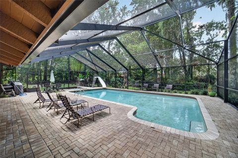 Tiny photo for 2411 SE 15th Street, Ocala, FL 34471 (MLS # OM727992)
