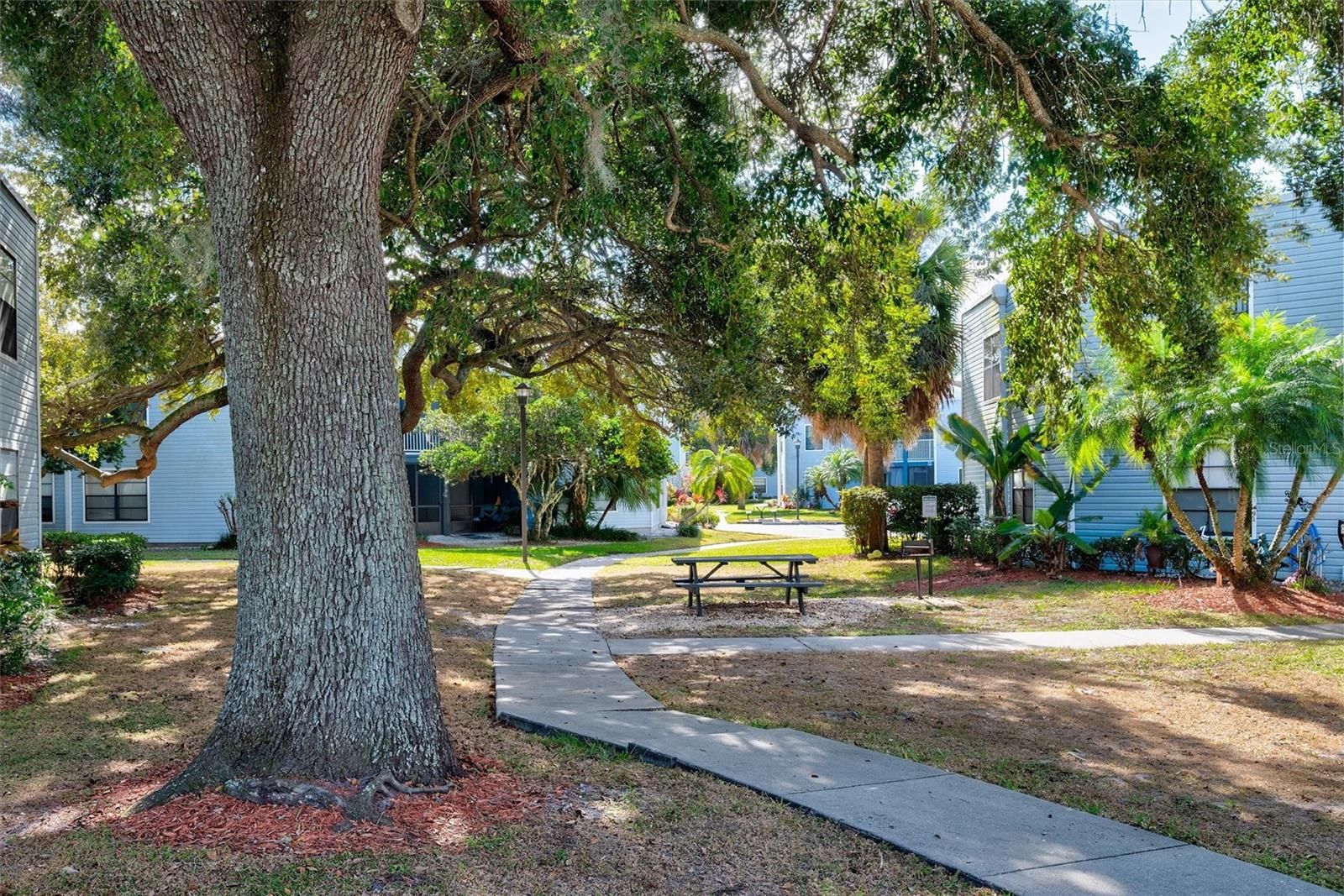 SOUTHPOINTE CONDO - Residential