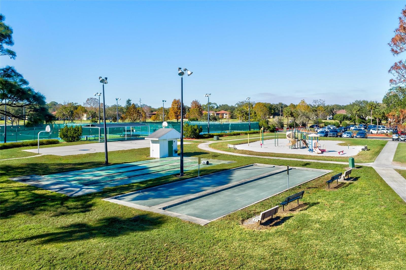 SOUTHPOINTE CONDO - Residential