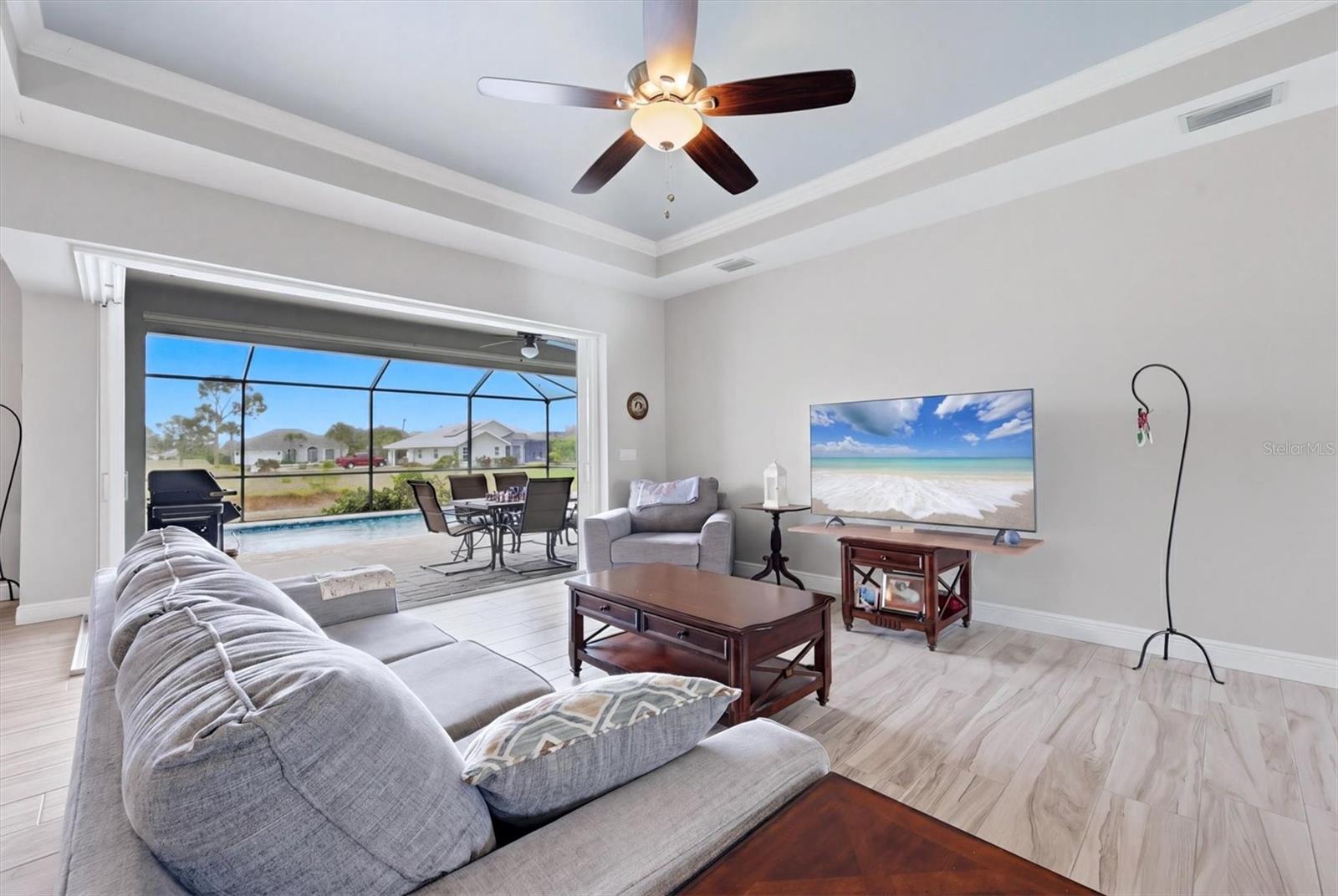 ROTONDA WEST LONG MEADOW - Residential