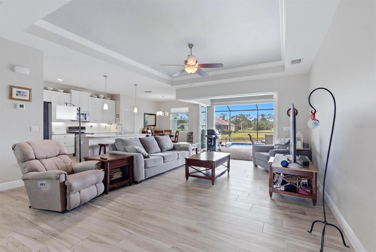 ROTONDA WEST LONG MEADOW - Residential