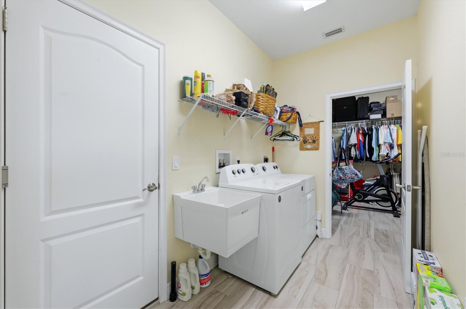 ROTONDA WEST LONG MEADOW - Residential