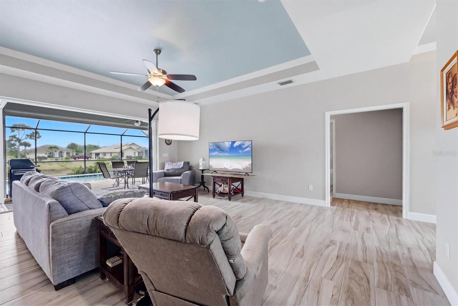 ROTONDA WEST LONG MEADOW - Residential