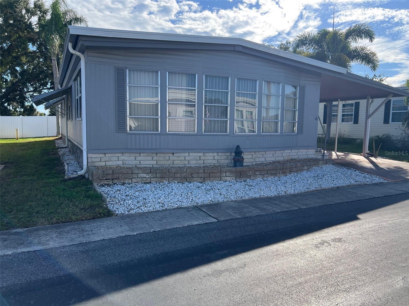 PALM HILL MOBILE HOME PARK UNREC - Residential