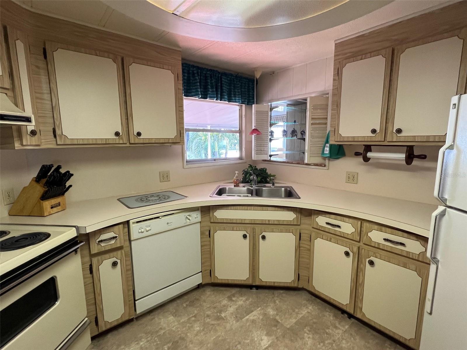 PALM HILL MOBILE HOME PARK UNREC - Residential